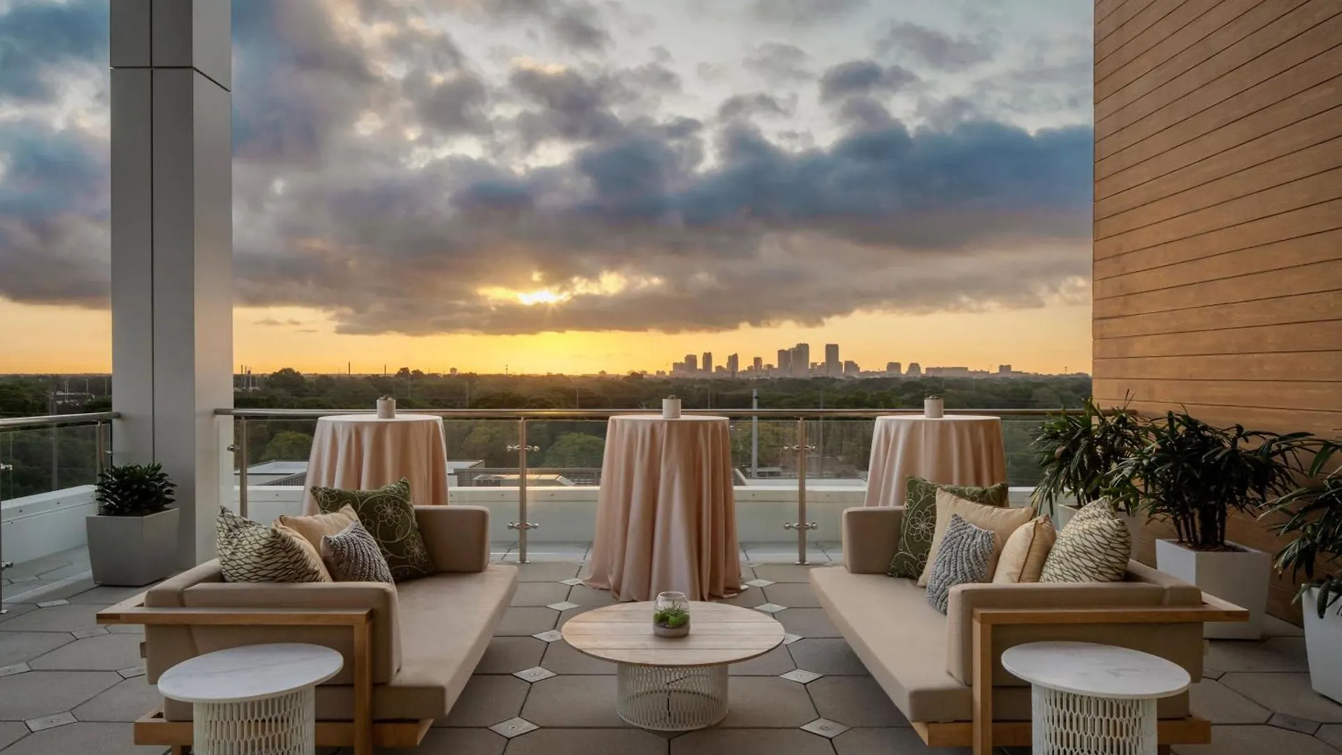Hotel Element Tampa Midtown 4*,  USA